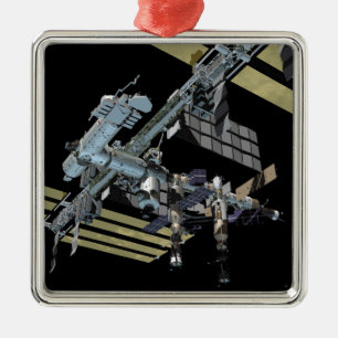 Computer generated view 13 metal tree decoration