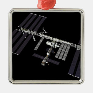 Computer generated view 24 metal tree decoration