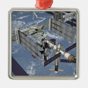 Computer generated view 7 metal tree decoration