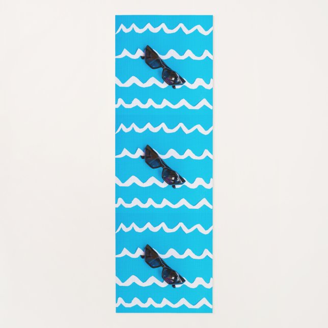 concept of beach vacation on yoga mat (Front)