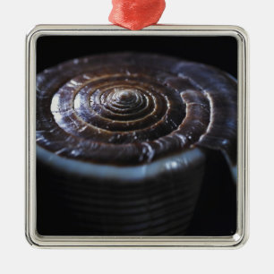 Cone shell metal tree decoration