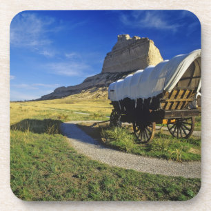 Conestoga wagon at Scottsbluff National Coaster