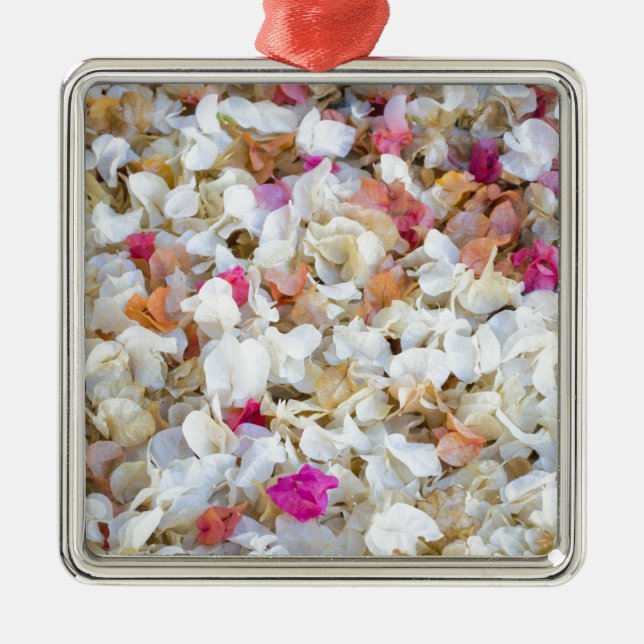 CONFETTI dried flowers Metal Tree Decoration (Front)