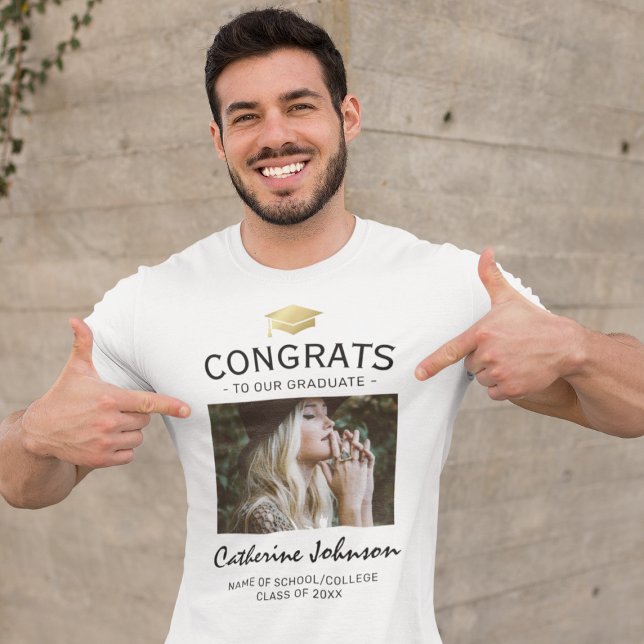 Congrats Graduate Family T-Shirt (Creator Uploaded)
