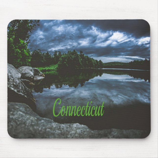 Connecticut Beutiful Lake Trees Mouse Mat (Front)