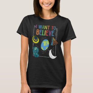 Conspiracy Theories Flat Earth Aliens UFO Moon Lan T-Shirt