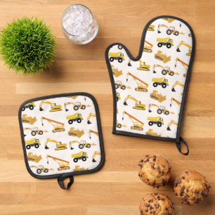 Construction Trucks Oven Mitt & Pot Holder Set