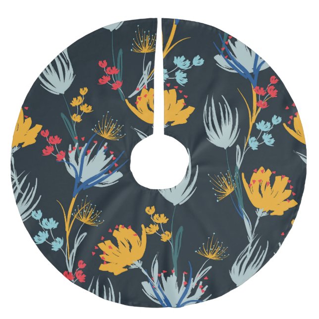 Contrast Floral Brush: Black Seamless Brushed Polyester Tree Skirt (Front)