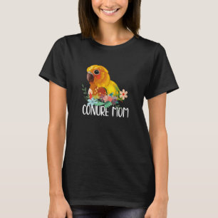 Conure Mom Parrot Budgie Cute Bird Meme T-Shirt