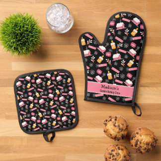 Cookie Baking Crew Winter Snowflake Pattern Custom Oven Mitt & Pot Holder Set