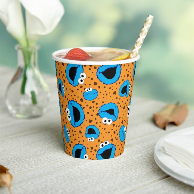 Cookie Monster on Cookie Pattern Paper Cups (Insitu)