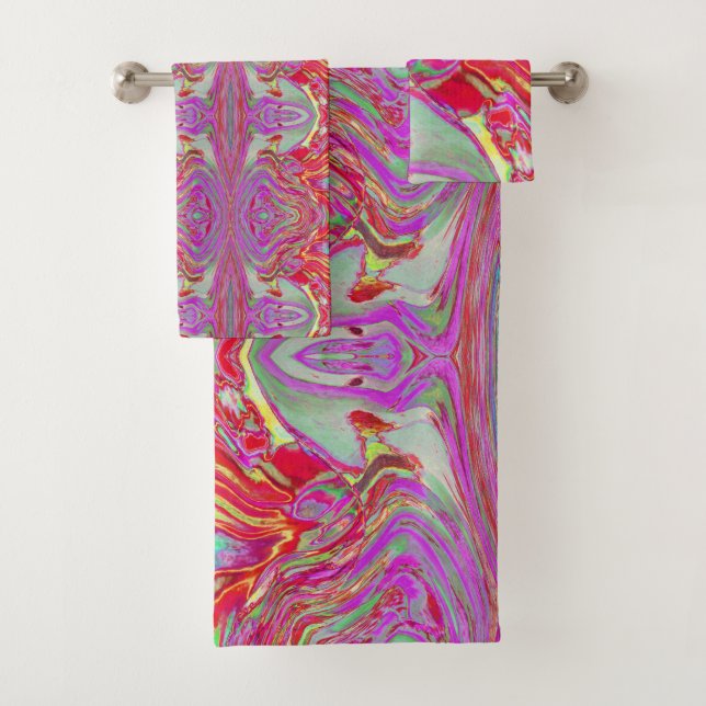 Cool Abstract Magenta and Red Groovy Retro Bath Towel Set (Insitu)