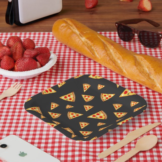 Cool and fun pizza slices pattern paper plate (Picnic)