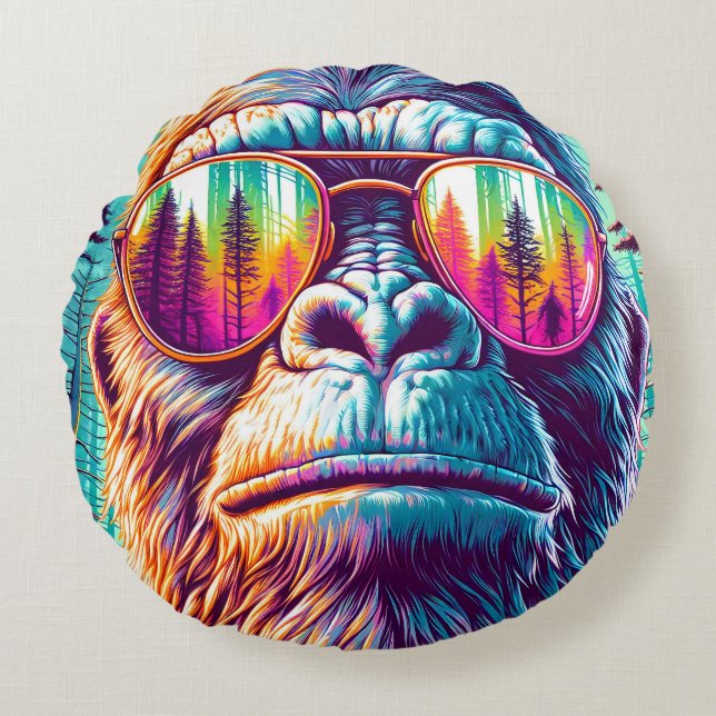 Cool Bigfoot in Hip Sunglasses Round Cushion (Front)