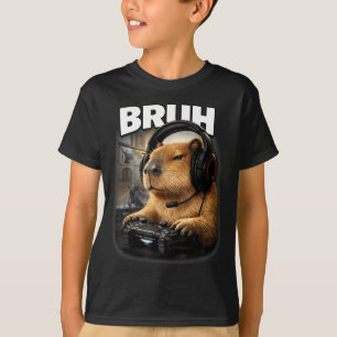 Cool bruh capybara gamer graphic funny video games T-Shirt