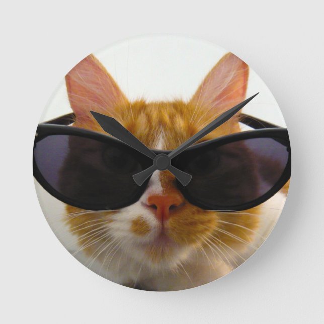 Cool Cat Wearing Sunglasses Clock (Front)