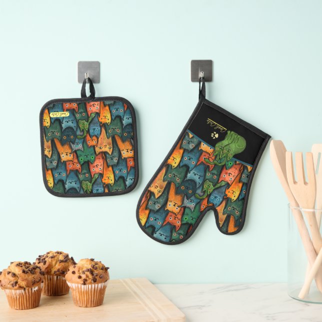 Cool Cats Oven Mitt and Pot Holders Oven Mitt & Pot Holder Set (Insitu(Hanging))