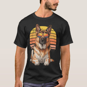 Cool Cool German Shepherd Mom Dad Gift Vintage Dog T-Shirt