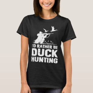Cool Distressed Vintage Duck Hunting T-Shirt