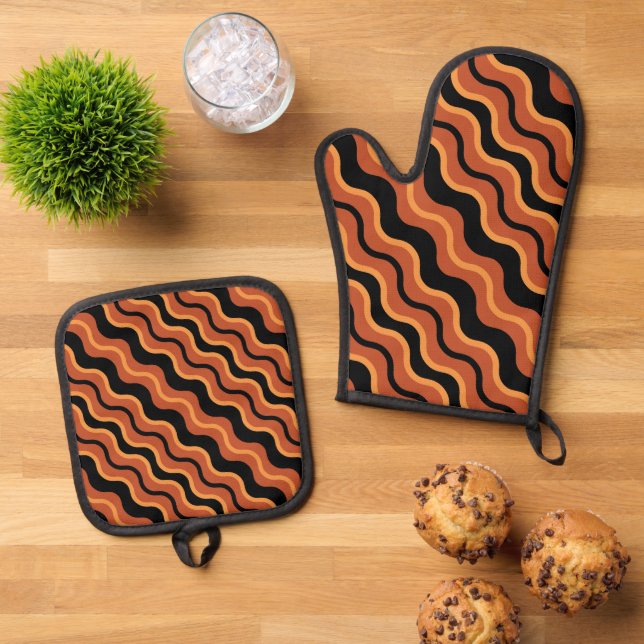 Cool Fall Seasonal wavy line kitchen Oven Mitt & Pot Holder Set (Top Down)