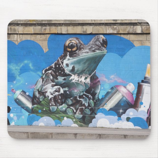 Cool Frog Between Spray Cans Graffiti Mouse Mat (Front)