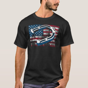 Cool Horseshoe Pitching USA Flag Funny US Pitcher T-Shirt