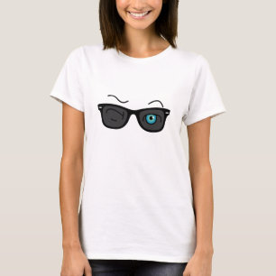 Cool iconic winkS black sunglasseS T-Shirt