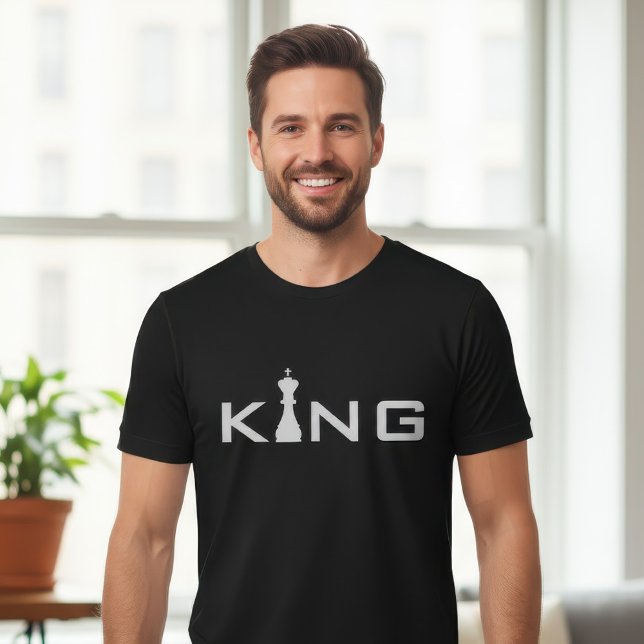 Cool King Typography Chess Player T-Shirt (Creator Uploaded)