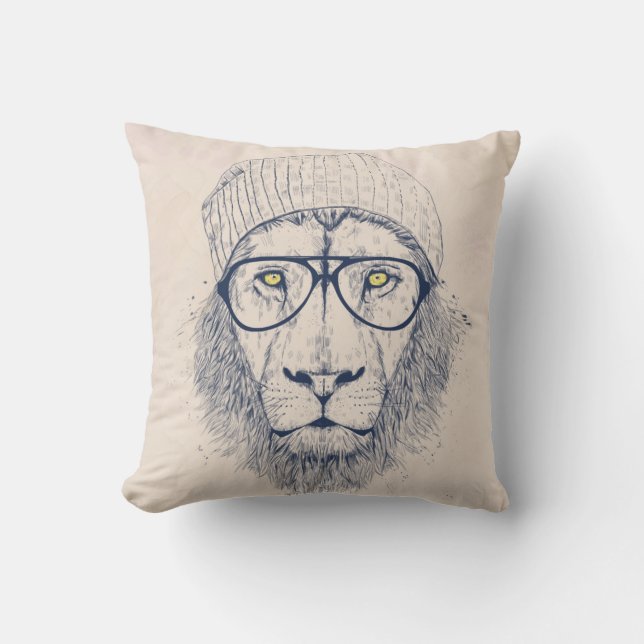 Cool lion cushion (Front)