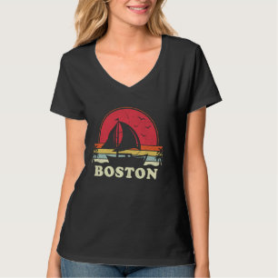 Cool Sailboat Vintage Boat Sailor Boston Sailing T-Shirt
