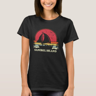 Cool Sailboat Vintage Boat Sailor FL Sanibel Islan T-Shirt