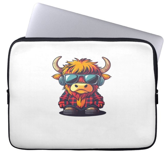 Cool Scottish Highland Cow Classic T-Shirt Laptop Sleeve (Front)