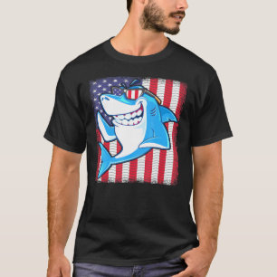 Cool Shark American Us Flag Fishing Fish Nature Ou T-Shirt