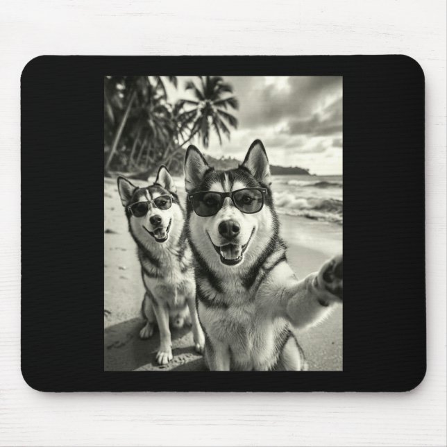 Cool siberian husky funny dog selfie beach mouse mat (Front)
