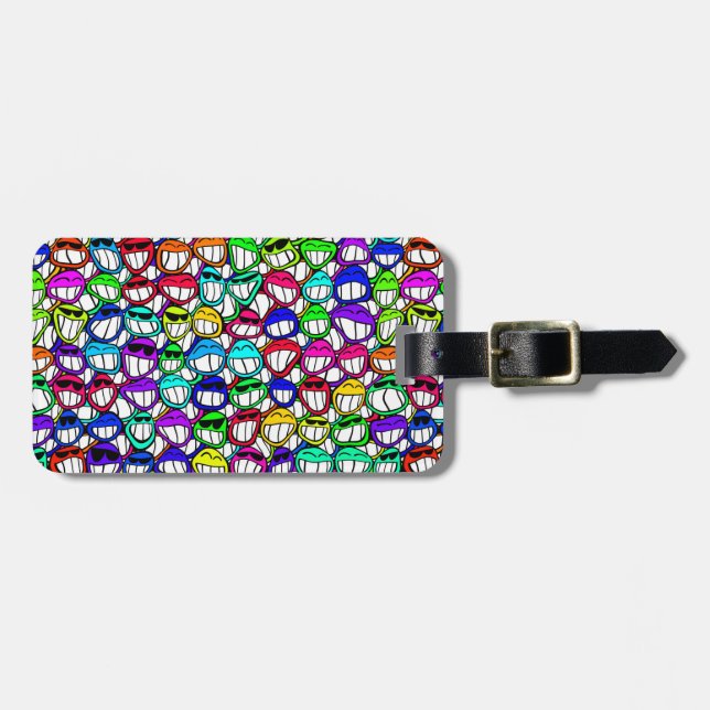 COOL SMILING FACES GROUP LUGGAGE TAG (Front Horizontal)