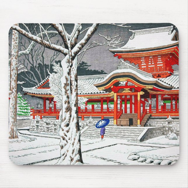 Cool snow in iwashimizu hachiman shrine kyoto mouse mat (Front)