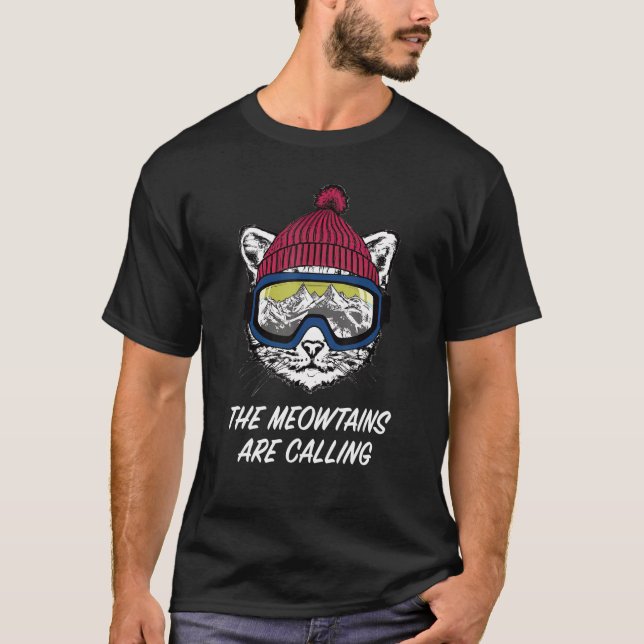 Cool Snowboard Ski Lover Mountain Skier Funny Cat  T-Shirt (Front)