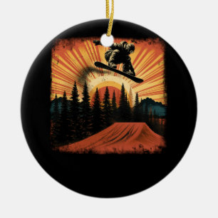 Cool Snowboarding Vintage Snowboarder Sunset Extre Ceramic Tree Decoration