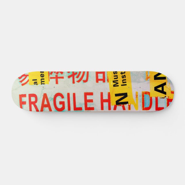 COOL Torn FRAGILE Marking w Chinese Characters Skateboard (Horz)