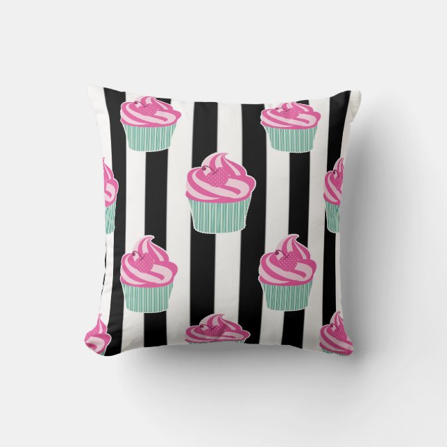 Cool Trendy Black and Wite Cushion (Front)