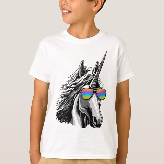 Cool unicorn with rainbow sunglasses T-Shirt (Front)