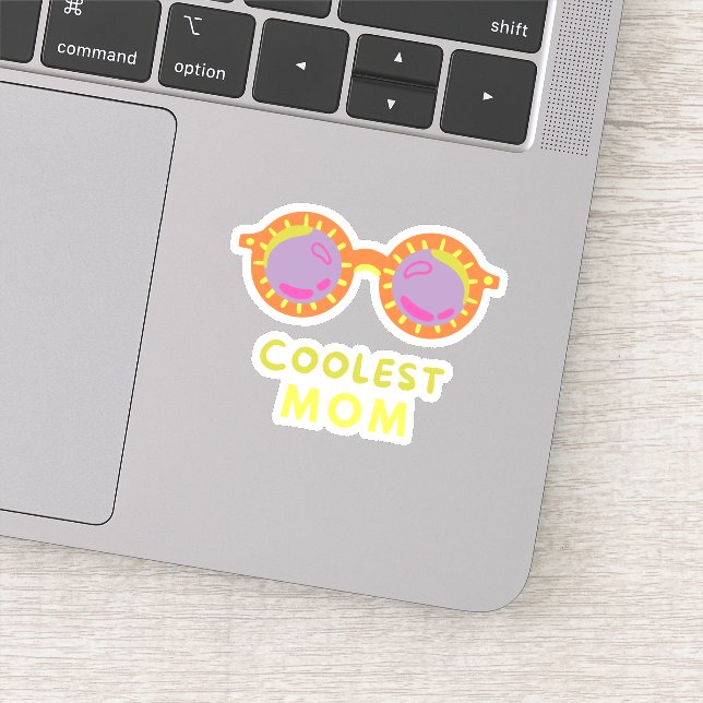 coolest mum with cool sunglasses (Detail)