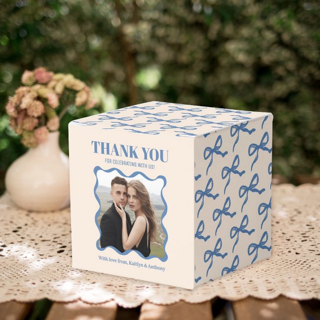 Coquette Bow Retro Wedding Favour Box (Creator Uploaded)
