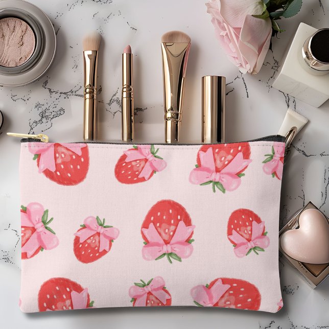 Coquette Strawberry Make Up Bag (Creator Uploaded)