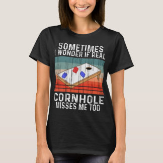 Corn Hole Vintage Throw Retro Cornhole Player T-Shirt