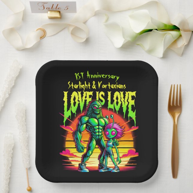 Cosmic Romance Between Alien Figures Paper Plate (Wedding)