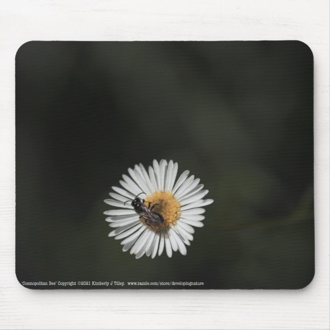 Cosmopolitan Bee Mouse Mat (Front)