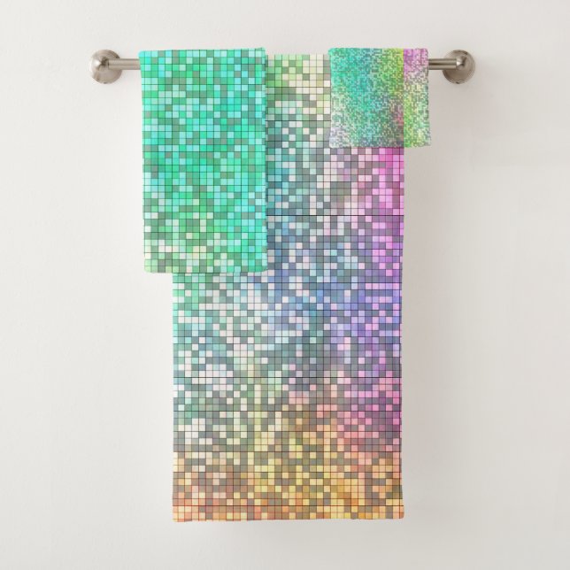 Cosmos Mosaic Bath Towel Set (Insitu)