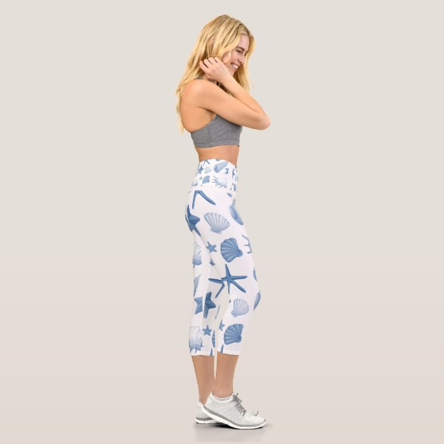 Costal blue seashells pattern capri leggings (Right)
