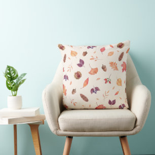 Cosy Autumn Watercolor Leaves & Acorns Pattern Cushion